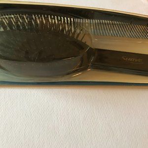 Suave-Hair brush and detangling comb